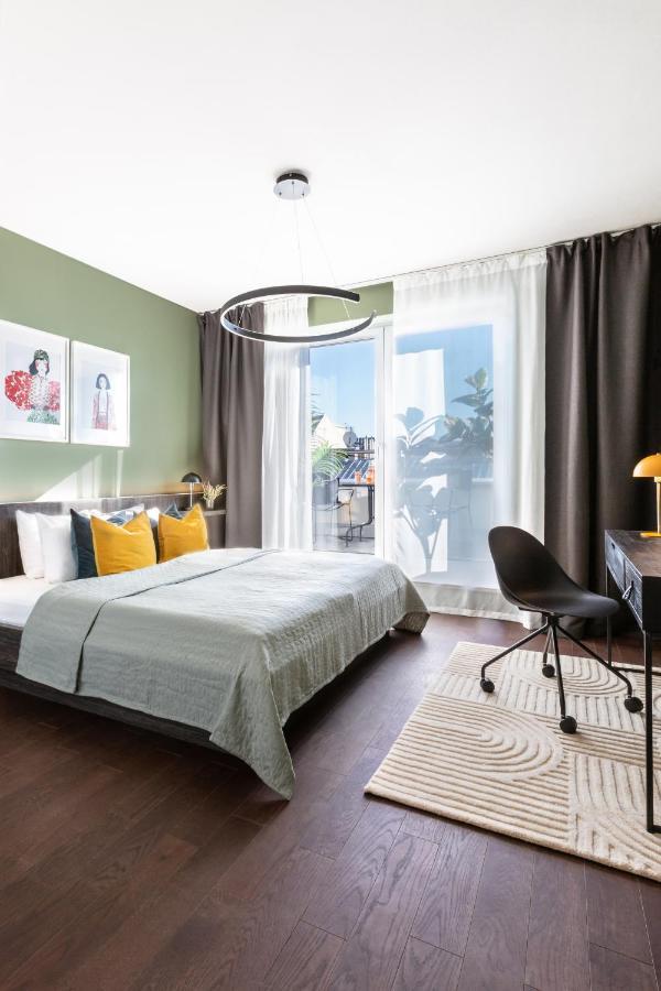 Turnkey I Central Apartment With Terrace ปราก ภายนอก รูปภาพ